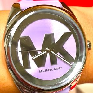 MK watch